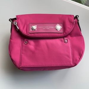 NWOT-Marc by Marc Jacobs New York- pink Crossbody